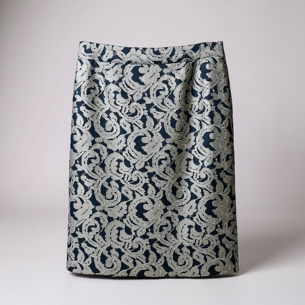 🆕 Banana Republic Black and Gray floral lace design Pencil Skirt size 8 TALL